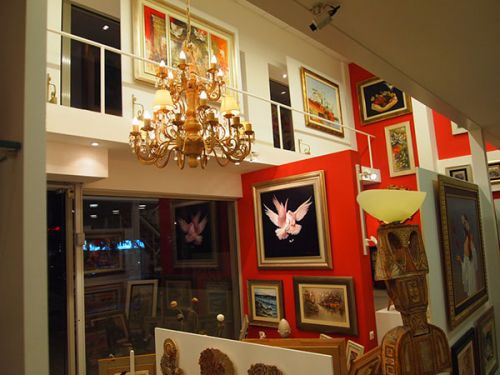 ROYAL GALLERY
